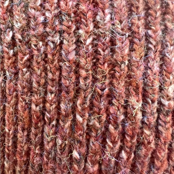 Forever 21 sweater wool blend nwt new Small cozy v neck - Picture 6 of 10